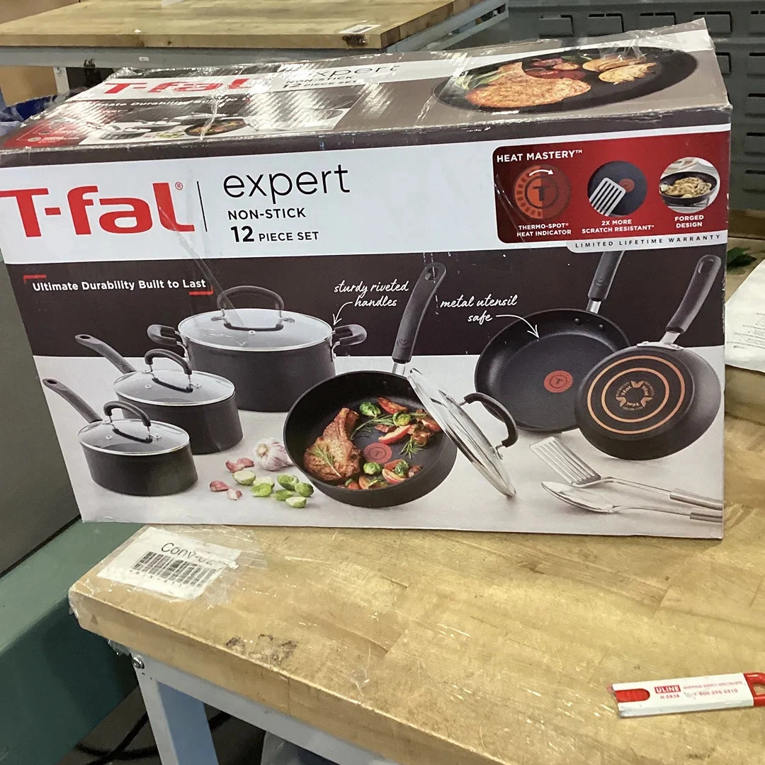 12pc Expert Forged Nonstick Cookware Set Black With Tempered Glass Lids & Stay-Cool Handles