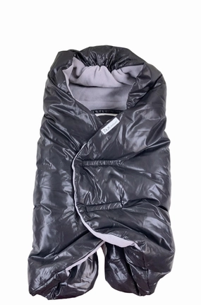 7 A.M. Enfant Nido, Black, Small (0-6 Months)