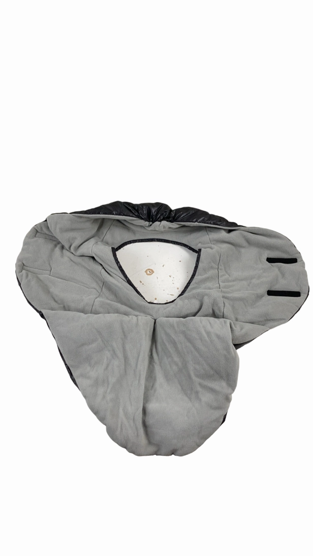 7 A.M. Enfant Nido, Black, Small (0-6 months)