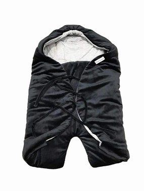 7 A.M. Enfant Nido, Black Velour, Small (0-6 months)