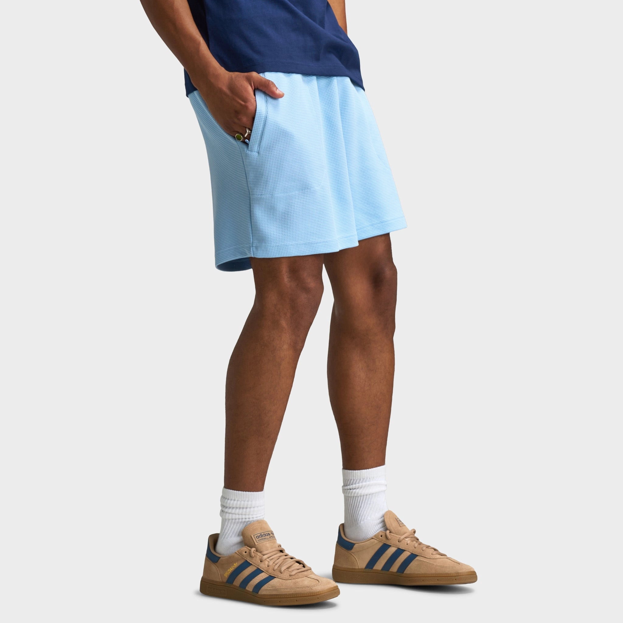 adidas Originals Trefoil Essentials Waffle Shorts / Clear Sky