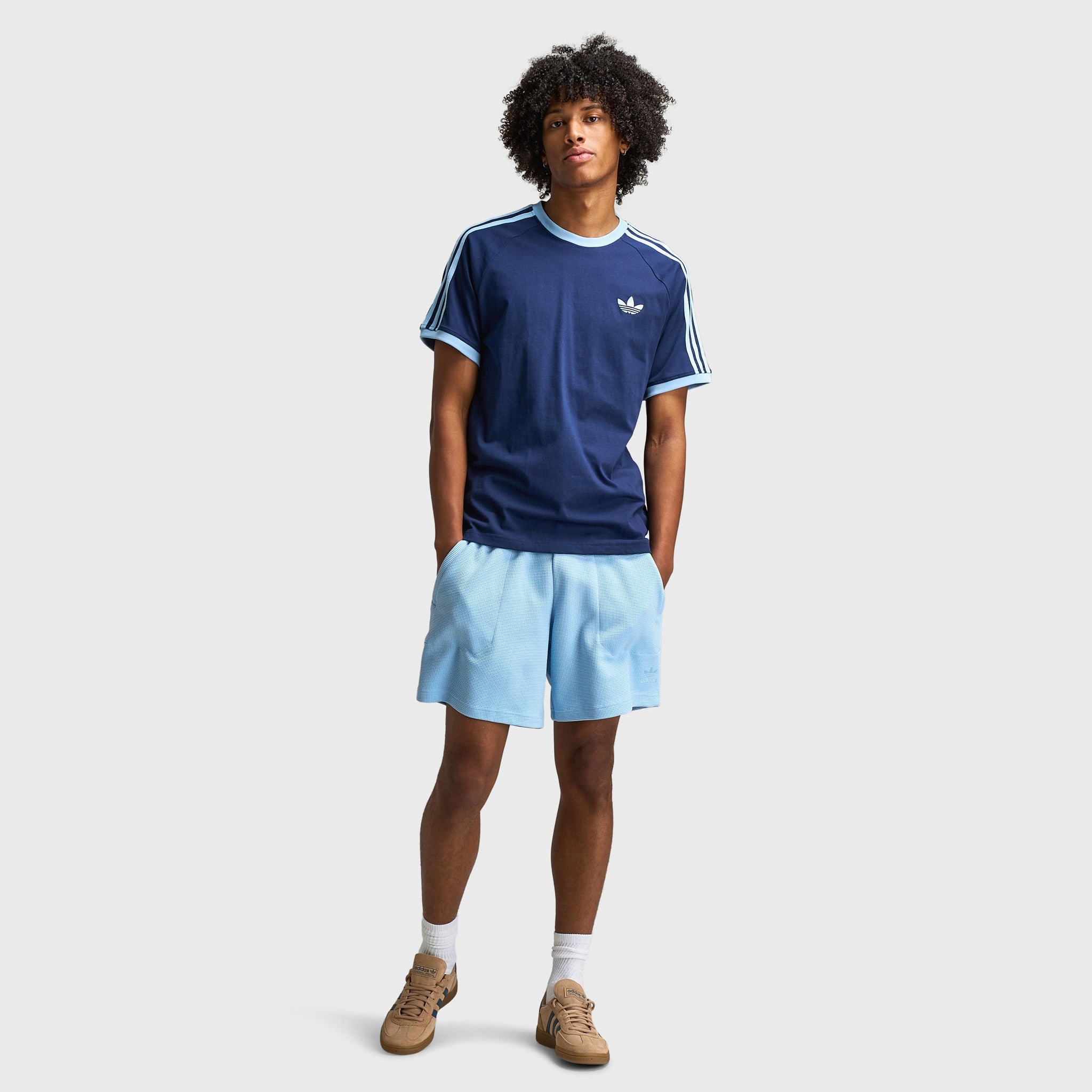 adidas Originals Trefoil Essentials Waffle Shorts / Clear Sky