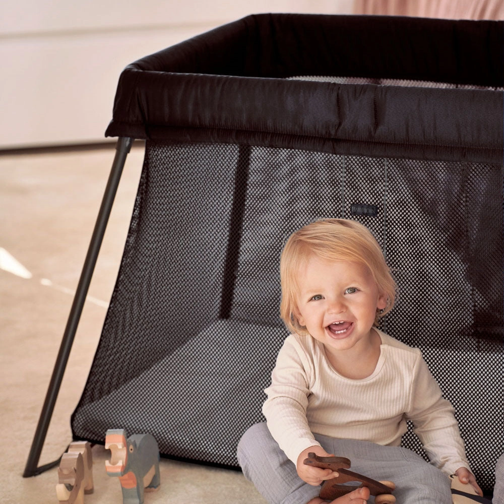 BabyBjorn Travel Cot