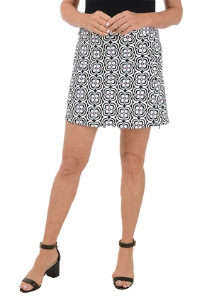 Black Optical Daisy UPF50  Pull-On Skort