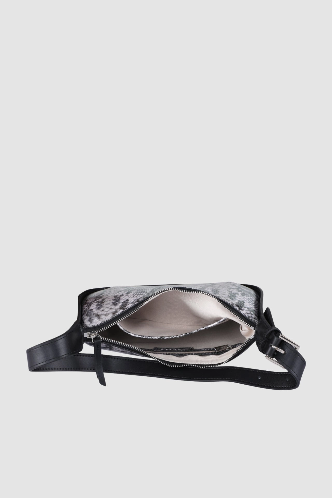 CHENAH SHOULDER BAG