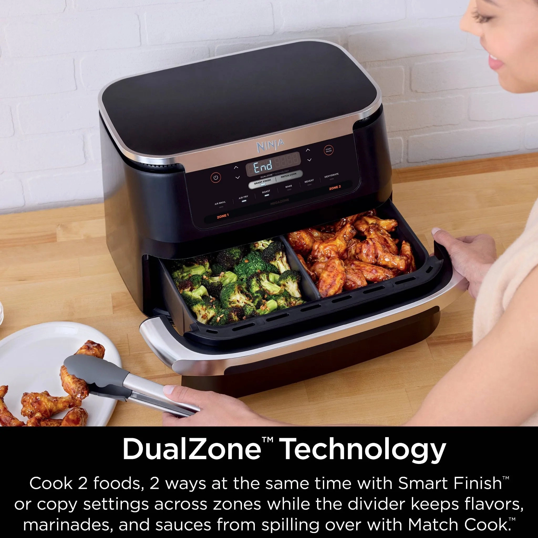 Foodi DualZone FlexBasket Air Fryer with 7-qt MegaZone DZ071