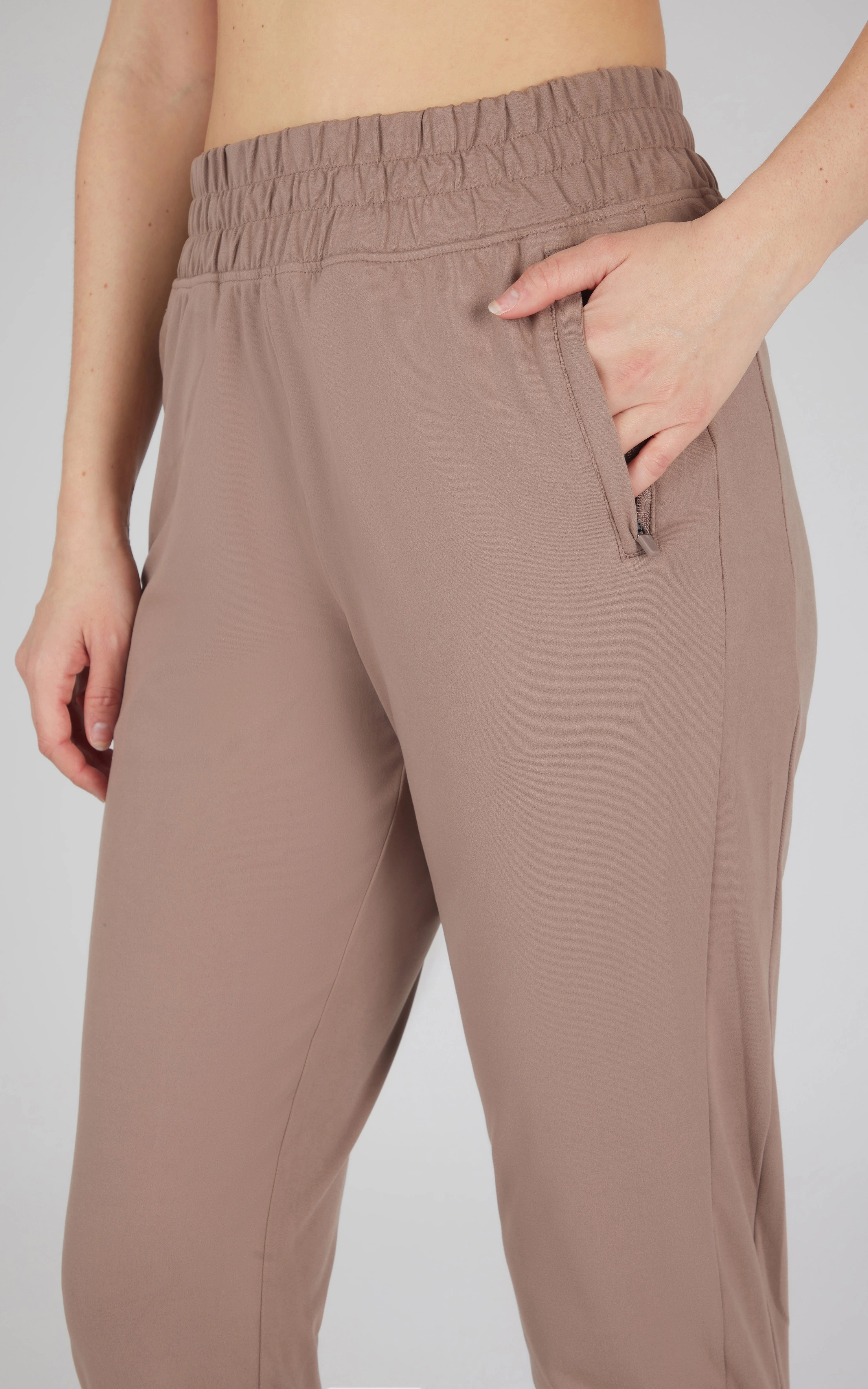 Lux Zip Pocket Jogger