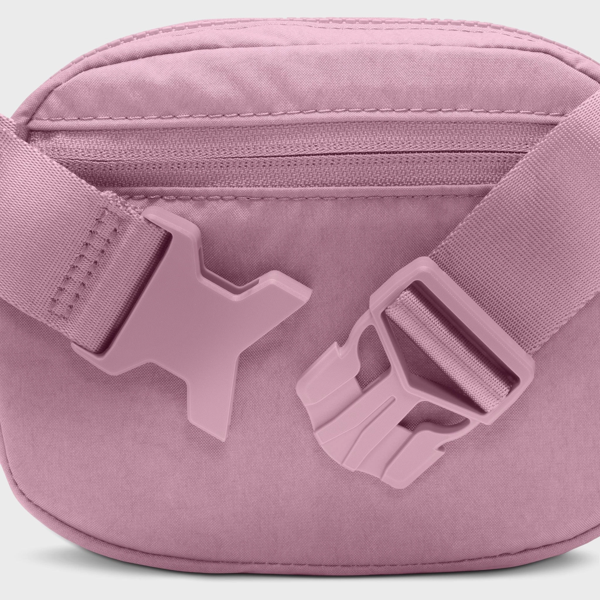 Nike Aura Crossbody Bag (2L) Elemental Pink / Matte Silver