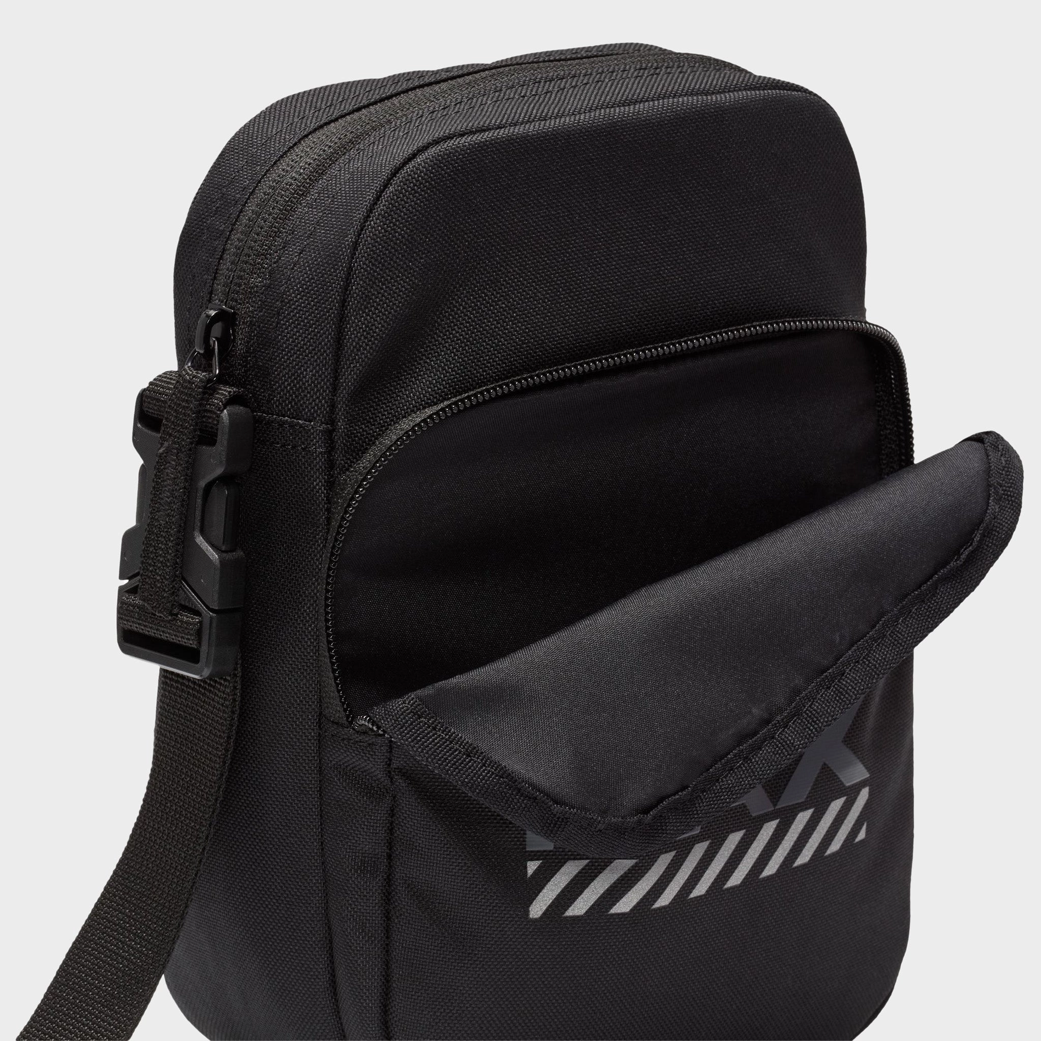 Nike Heritage Crossbody / Black