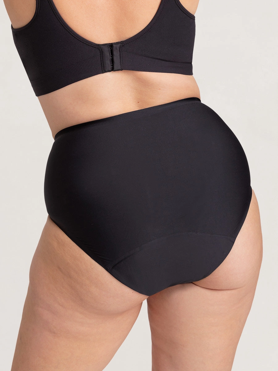 Shapermint Essentials Absorbent Panty - Wear Test